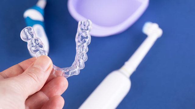 How to Clean Your Retainer: Easy & Effective Methods